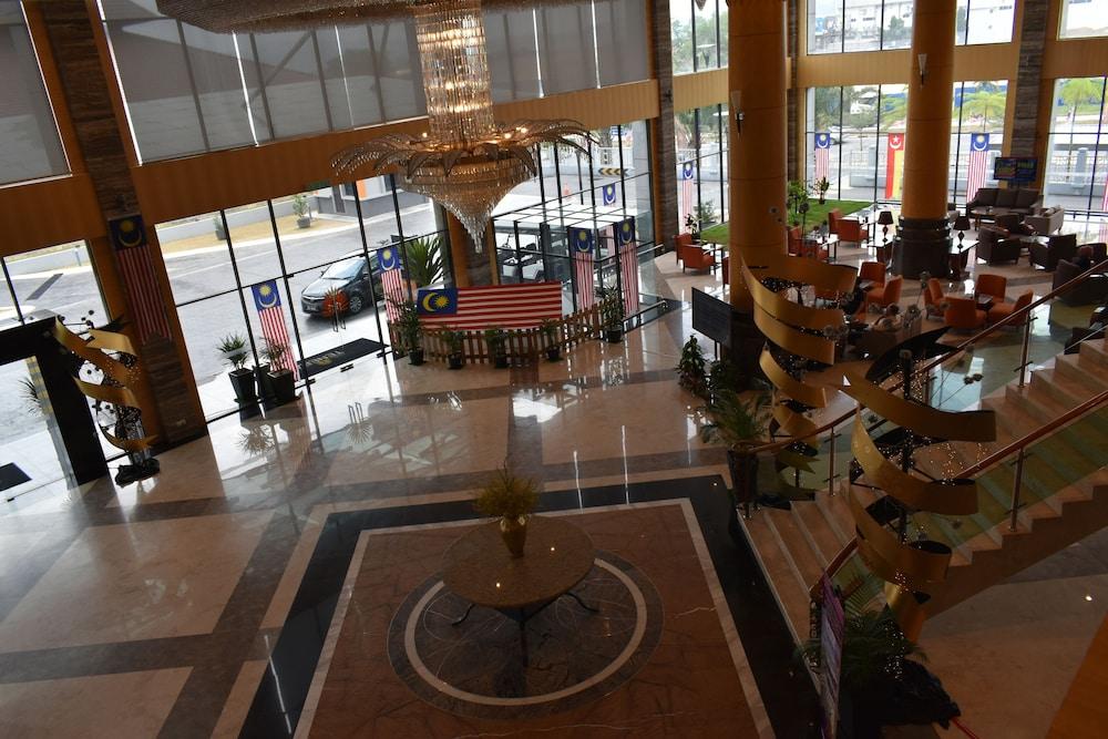 Tenera Hotel Bangi Exteriör bild Lobby