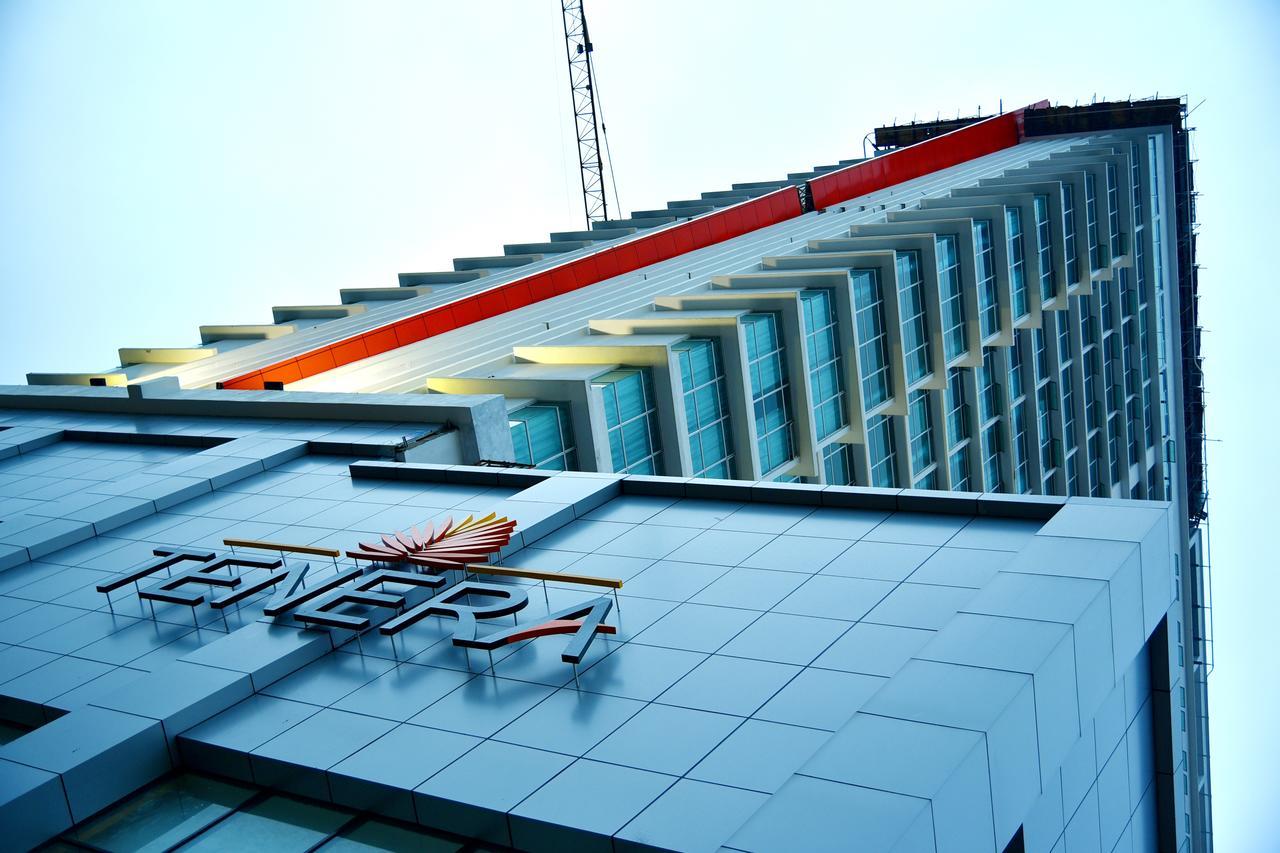 Tenera Hotel Bangi Exteriör bild The 2010 building